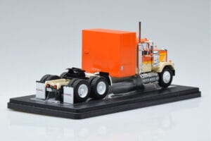 GMC General Orange IXO 1:43 TR129 Metall — bild 2 av 6