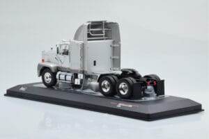 GMC General SBFA Silver IXO 1:43 TR166 Metall — bild 5 av 6