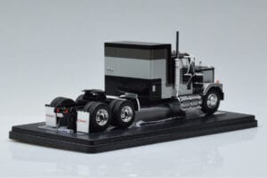 GMC General Silver Svart IXO 1:43 TR117 Metall — bild 2 av 6