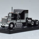 GMC General Silver Svart IXO 1:43 TR117