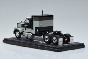 GMC General Silver Svart IXO 1:43 TR117 Metall — bild 5 av 6