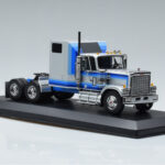 GMC General Silver IXO 1:43 TR079 - image 4 of 6