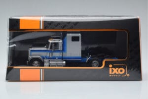 GMC General Silver IXO 1:43 TR079 Metall — bild 6 av 6