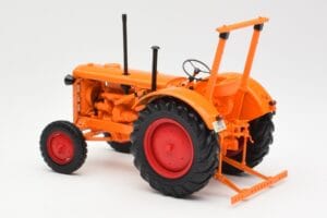 Hanomag R28 Jordbrukstraktor Minichamps 1:18 109153072 Metall — bild 5 av 6