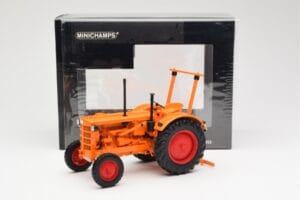 Hanomag R28 Jordbrukstraktor Minichamps 1:18 109153072 Metall — bild 6 av 6