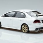 Honda Civic FD2 Type R Mugen Vit Otto 1:18 OT941 Resin - image 5 of 6