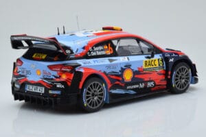Hyundai i20 Coupe WRC #6 D. Sordo / C. del Barrio Rally Catalunya 2019 IXO 1:18 18RMC052C Metall — bild 2 av 6