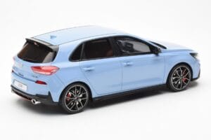 Hyundai i30 N Ljusblå Otto 1:18 OT425 Resin — bild 2 av 6