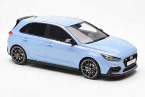Hyundai i30 N Ljusblå Otto 1:18 OT425 Resin — bild 4 av 6