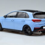 Hyundai i30 N PD Performance Blå MCG 1:18 - image 5 of 6