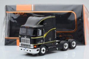 International Eagle Cabover Svart IXO 1:43 TR169 Metall — bild 5 av 5