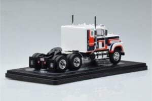 International Transtar 4300 Vit IXO 1:43 TR153 Metall — bild 2 av 6