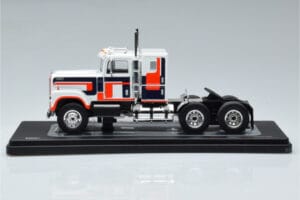 International Transtar 4300 Vit IXO 1:43 TR153 Metall — bild 3 av 6