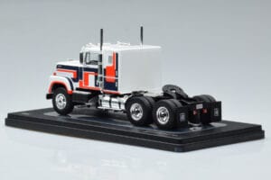 International Transtar 4300 Vit IXO 1:43 TR153 Metall — bild 5 av 6