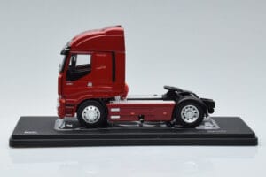 Iveco Stralis 480 Röd IXO 1:43 TR086 Metall — bild 3 av 6