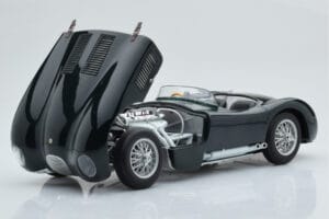 Jaguar C-Type Grön AUTOart 1:18 73500 Metall — bild 2 av 8