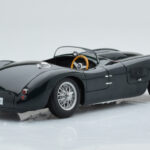 Jaguar C-Type Grön AUTOart 1:18 - image 4 of 8