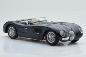 Jaguar C-Type Grön AUTOart 1:18 73500 Metall — bild 6 av 8