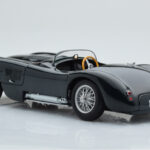 Jaguar C-Type Grön AUTOart 1:18 - image 7 of 8