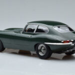 Jaguar E-Type Series 1 British Racing Grön KK-Scale 1:18 - image 5 of 6