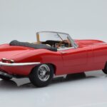 Jaguar E-Type Series 1 Roadster Röd KK-Scale 1:18 - image 2 of 6