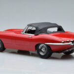 Jaguar E-Type Series 1 Roadster Röd KK-Scale 1:18 - image 5 of 6