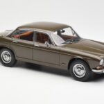 Jaguar XJ6 Series 1 4.2 Sable Brun Paragon 1:18 2011004 - image 6 of 8