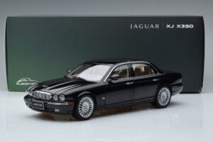 Jaguar XJ6 X350 Ebony Svart Almost Real 1:18 810501 Metall — bild 11 av 11