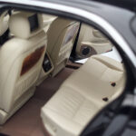 Jaguar XJ6 X350 Ebony Svart Almost Real 1:18 - image 8 of 11