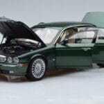 Jaguar XJ6 X350 Racing Grön Almost Real 1:18 - image 2 of 13