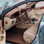 Jaguar XJ6 X350 Seafrost Ljusblå Almost Real 1:18 - image 9 of 11