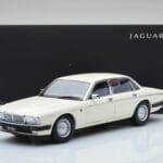 Jaguar XJ6 XJ40 Glacier Vit Almost Real 1:18 - image 11 of 11