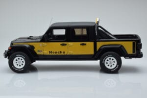 Jeep Gladiator Honcho Svart GT Spirit 1:18 GT422 Resin — bild 3 av 6