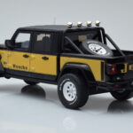 Jeep Gladiator Honcho Svart GT Spirit 1:18 - image 5 of 6