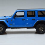 Jeep Wrangler Rubicon 392 Blå GT Spirit 1:18 - image 3 of 6