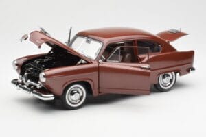 Kaiser Henry J Caribbean Coral Metallic Sun Star 1:18 5101 Metall — bild 2 av 8