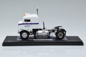 Kenworth Bullnose Ross Mackie Transport Vit IXO 1:43 TR063 Metall — bild 3 av 6