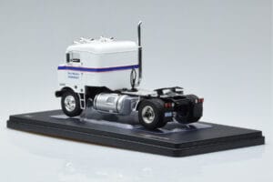 Kenworth Bullnose Ross Mackie Transport Vit IXO 1:43 TR063 Metall — bild 5 av 6