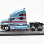 Kenworth T2000 Ljusblå Röd IXO 1:43 TR180