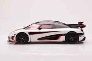 Koenigsegg Agera RS Arctic Vit GT Spirit 1:18 GT877 Resin — bild 3 av 6