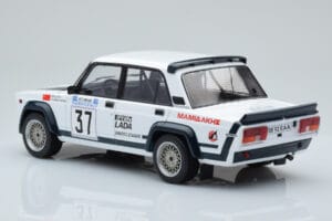 Lada 2105 VFTS #37 H. Ohu Rally Acropolis 1983 IXO 1:18 18RMC145 Metall — bild 5 av 6