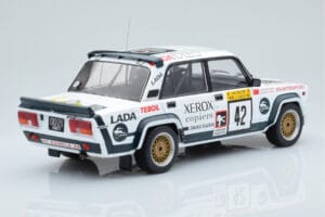 Lada 2105 VFTS #42 S. Brundza Rally 1000 Lakes 1984 IXO 1:18 18RMC146 Metall — bild 2 av 6