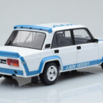Lada 2105 VFTS Vit IXO 1:18 - image 2 of 6