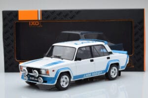 Lada 2105 VFTS Vit IXO 1:18 18CMC144 Metall — bild 6 av 6