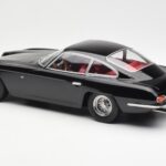 Lamborghini 400 GT 2+2 Svart KK-Scale 1:18 180394 - image 5 of 6