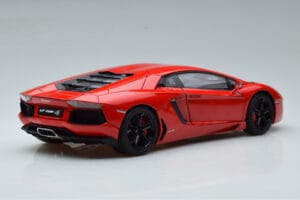 Lamborghini Aventador LP700-4 Andromeda Röd AUTOart 1:18 74669 Metall — bild 3 av 10