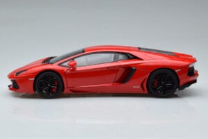 Lamborghini Aventador LP700-4 Andromeda Röd AUTOart 1:18 74669 Metall — bild 5 av 10