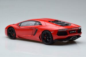 Lamborghini Aventador LP700-4 Andromeda Röd AUTOart 1:18 74669 Metall — bild 7 av 10