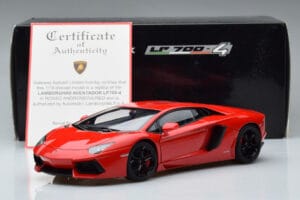 Lamborghini Aventador LP700-4 Andromeda Röd AUTOart 1:18 74669 Metall — bild 10 av 10
