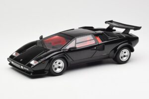 Lamborghini Countach LP 5000 Quattrovalvole Svart Kyosho 1:18 08320BK